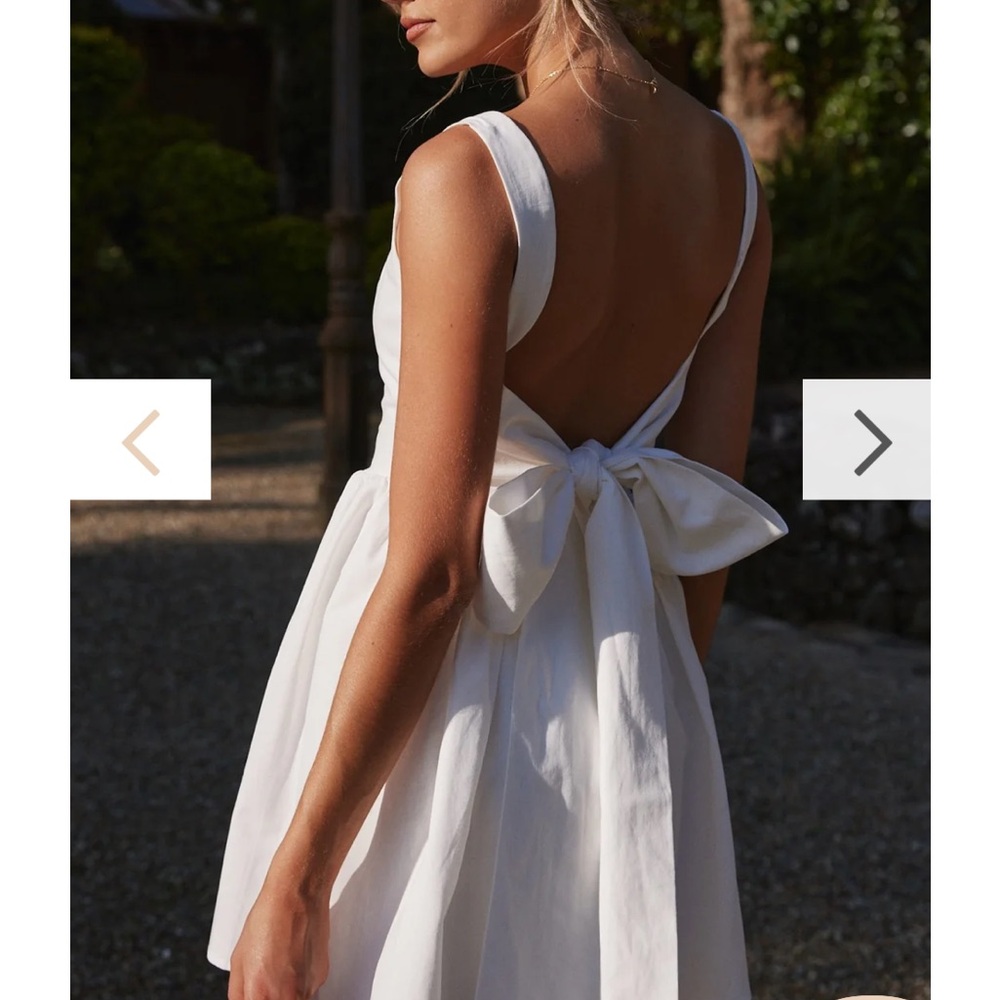 Billy J “Sadzi” dress
Size 14
Never worn, tags still on